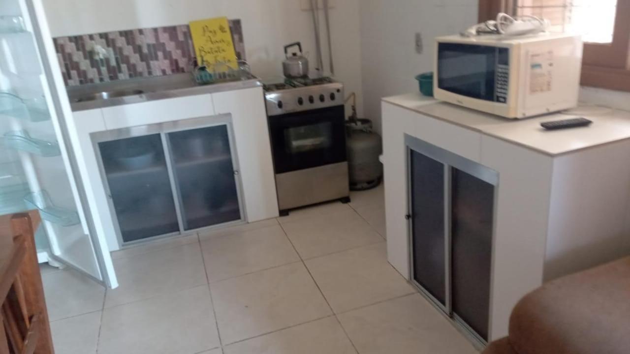 فيلا أرويو دو سالفي Casa Residencial Duque De Caxias المظهر الخارجي الصورة